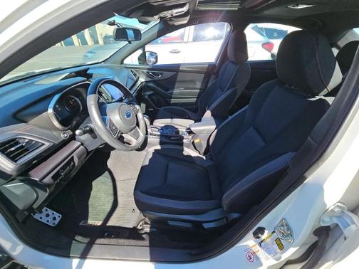 2017 Subaru Impreza 2.0i Sport