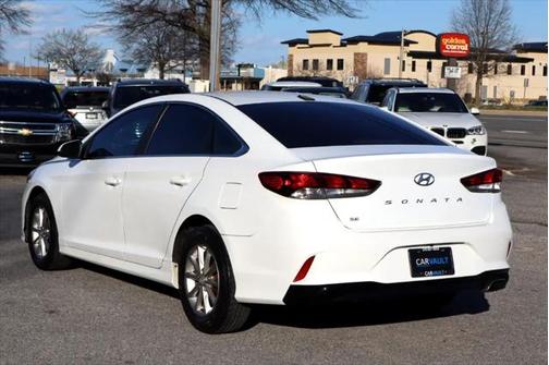 2018 Hyundai SONATA SE