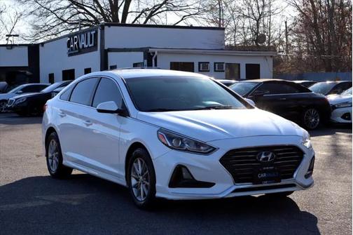 2018 Hyundai SONATA SE