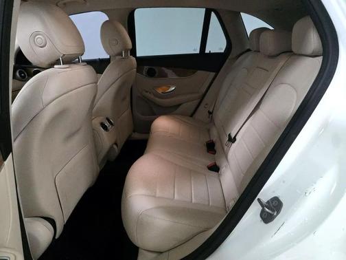 2018 Mercedes-Benz GLC 300 Base