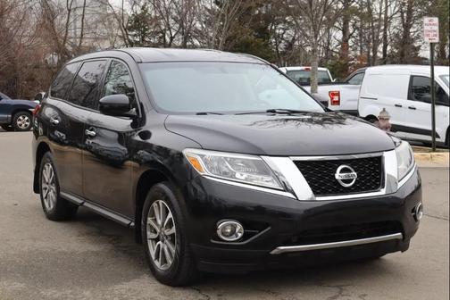 2015 Nissan Pathfinder S