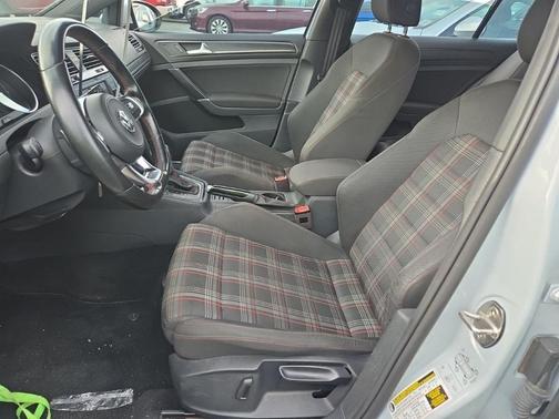 2018 Volkswagen Golf GTI 2.0T S 4-Door