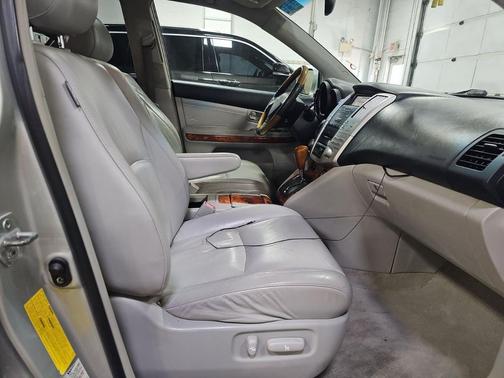 2004 Lexus RX 330 Base