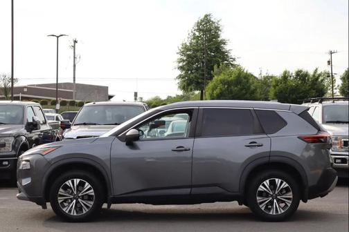 Gun Metallic 2022 Nissan Rogue SV