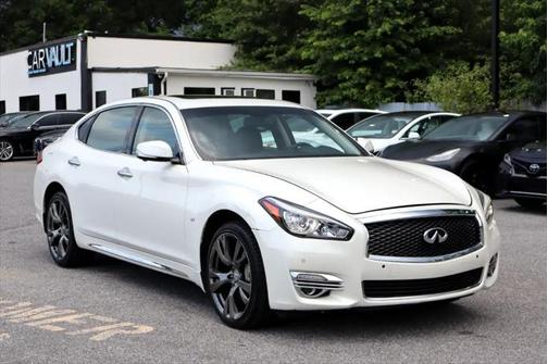 2016 INFINITI Q70L 3.7X