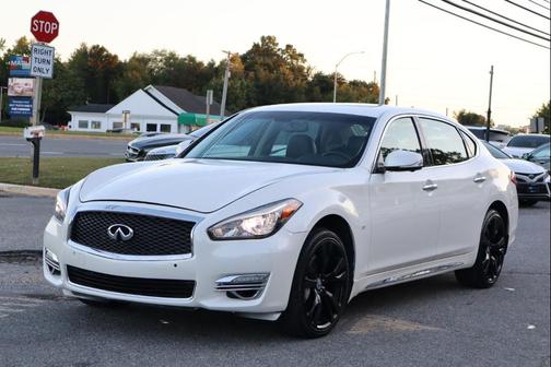 2016 INFINITI Q70L 3.7X
