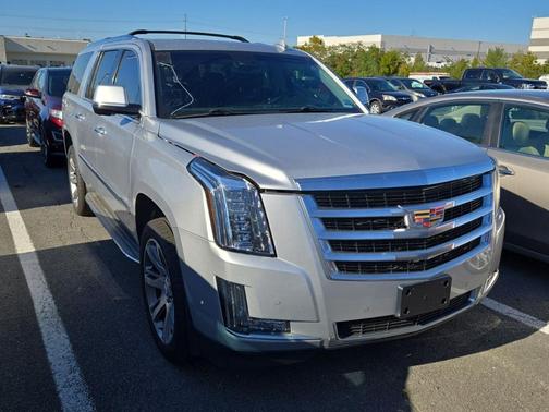 2016 Cadillac Escalade ESV Premium