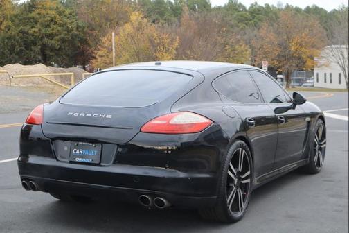 2011 Porsche Panamera 4