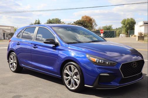 2019 Hyundai Elantra GT Base