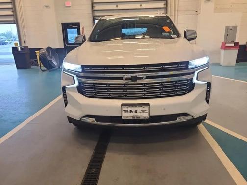 Iridescent Pearl Tricoat 2021 Chevrolet Tahoe Premier