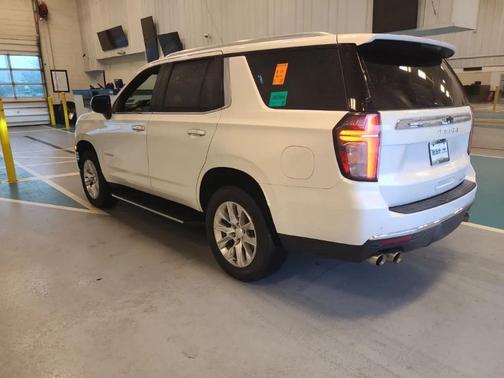 Iridescent Pearl Tricoat 2021 Chevrolet Tahoe Premier