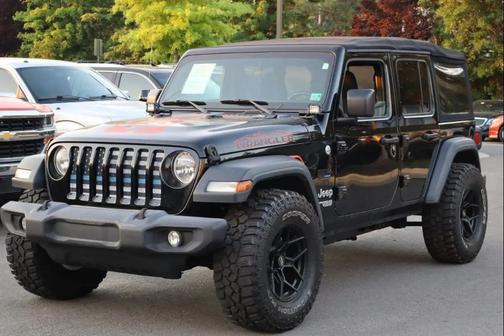 Black Clearcoat 2018 Jeep Wrangler Unlimited Sport