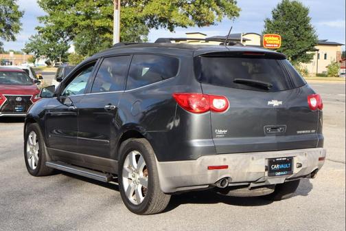 2010 Chevrolet Traverse LTZ