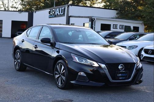 2021 Nissan Altima 2.5 SV