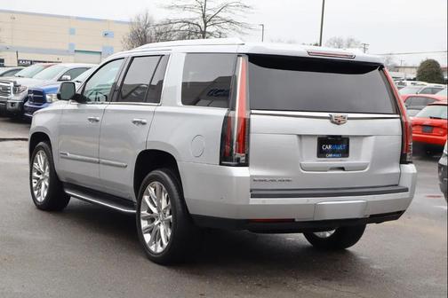 2019 Cadillac Escalade Luxury