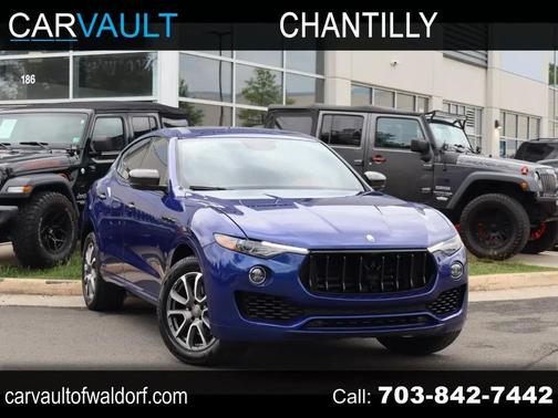 Blue 2019 Maserati Levante Base