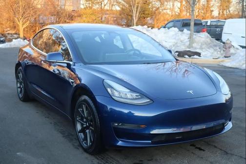 Deep Blue Metallic 2018 Tesla Model 3 Long Range
