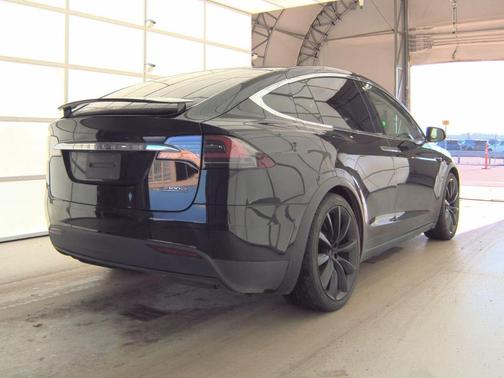 2017 Tesla Model X P100D