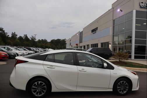 2019 Toyota Prius XLE