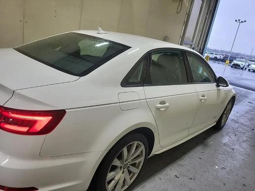 2018 Audi A4 2.0T Premium