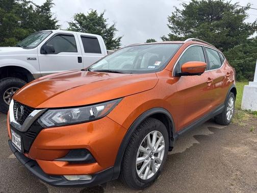 Monarch Orange 2022 Nissan Rogue Sport SV