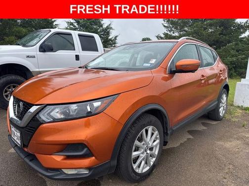 Monarch Orange 2022 Nissan Rogue Sport SV