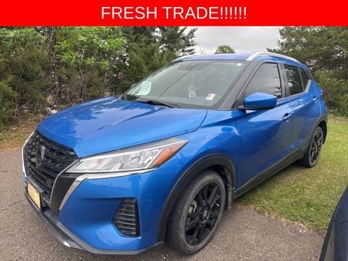 Electric Blue Metallic 2021 Nissan Kicks SV
