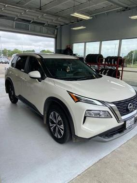 White 2023 Nissan Rogue SV