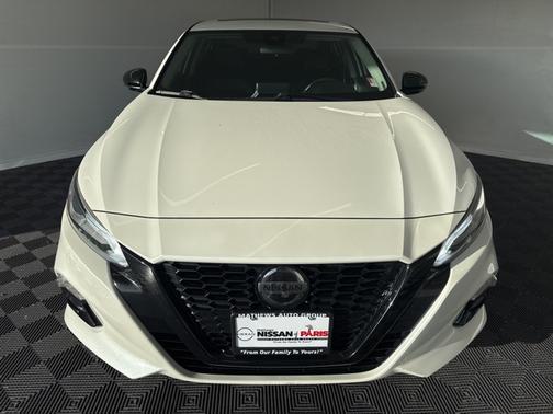 2022 Nissan Altima 2.5 SR