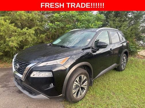 Super Black 2022 Nissan Rogue SV