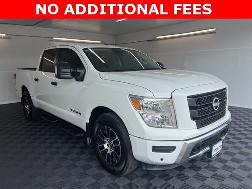 2024 Nissan Titan SV