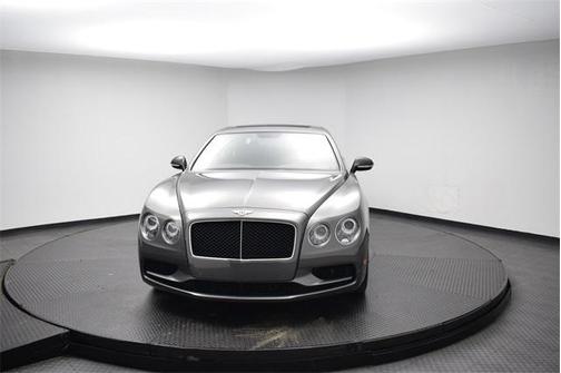 Photo 4 of 37 of 2017 Bentley Flying Spur V8 S