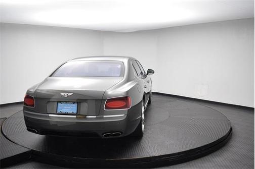 Photo 5 of 37 of 2017 Bentley Flying Spur V8 S