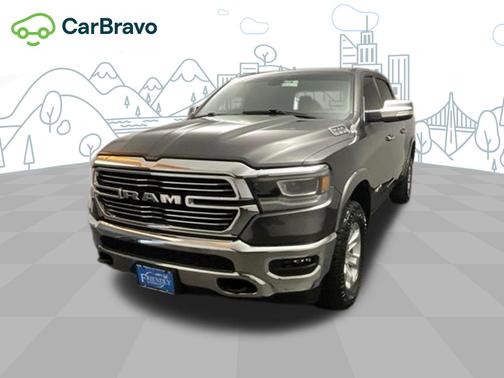 Granite Crystal Metallic Clearcoat 2019 RAM 1500 Laramie Crew Cab 4x4 5'7 Box