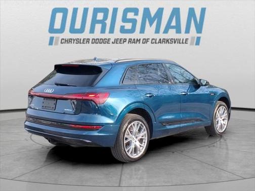 2021 Audi e-tron Prestige