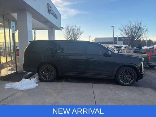 2025 Cadillac Escalade ESV Sport Platinum