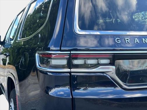 2023 Jeep Grand Wagoneer 4x4