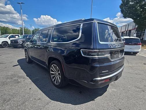 2023 Jeep Grand Wagoneer L Series II 4x4