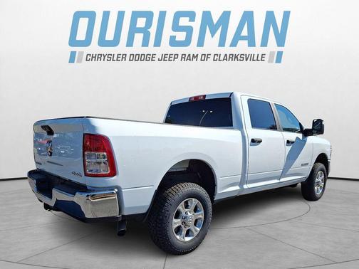Bright White Clearcoat 2024 RAM 2500 Big Horn Crew Cab 4x4 6'4' Box