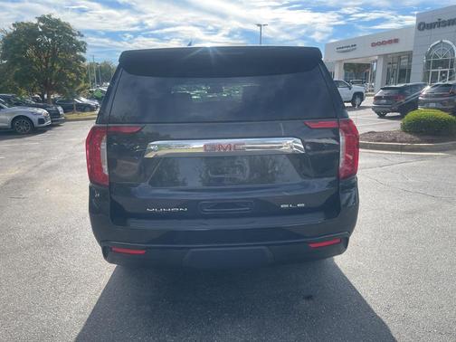 2023 GMC Yukon SLE