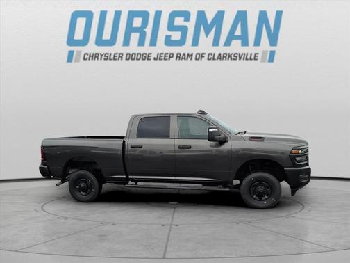 2025 RAM 2500 Tradesman Crew Cab 4x4 6'4' Box