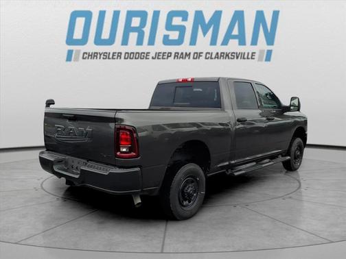 2025 RAM 2500 Tradesman Crew Cab 4x4 6'4' Box
