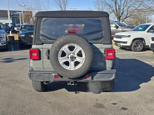 2018 Jeep Wrangler Unlimited Sport