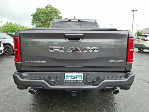 Granite Crystal Metallic Clearcoat 2025 RAM 1500 ST