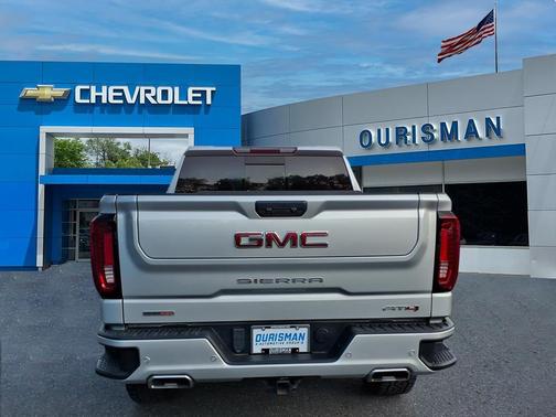 2022 GMC Sierra 1500 AT4
