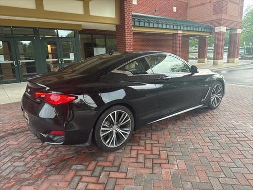 2017 INFINITI Q60 3.0T Premium