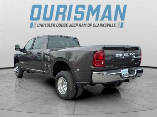 2026 RAM 3500 Big Horn Crew Cab 4x4 8' Box
