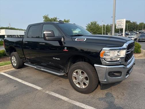2023 RAM 2500 Big Horn Crew Cab 4x4 6'4' Box