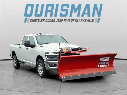 2025 RAM 2500 Tradesman Crew Cab 4x4 6'4' Box