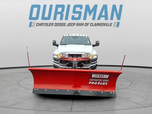 2025 RAM 2500 Tradesman Crew Cab 4x4 6'4' Box